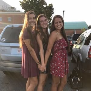 Meet your Posher, Brooke